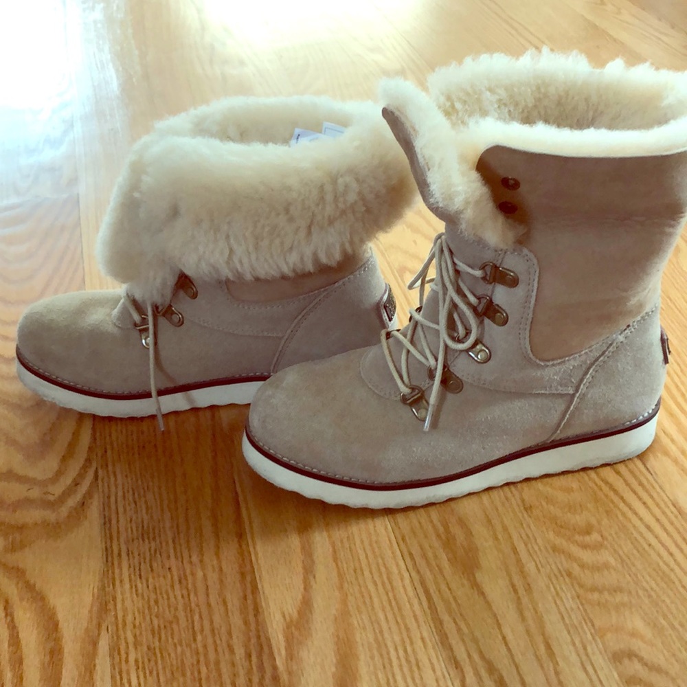 Australia Luxe lace up winter boots